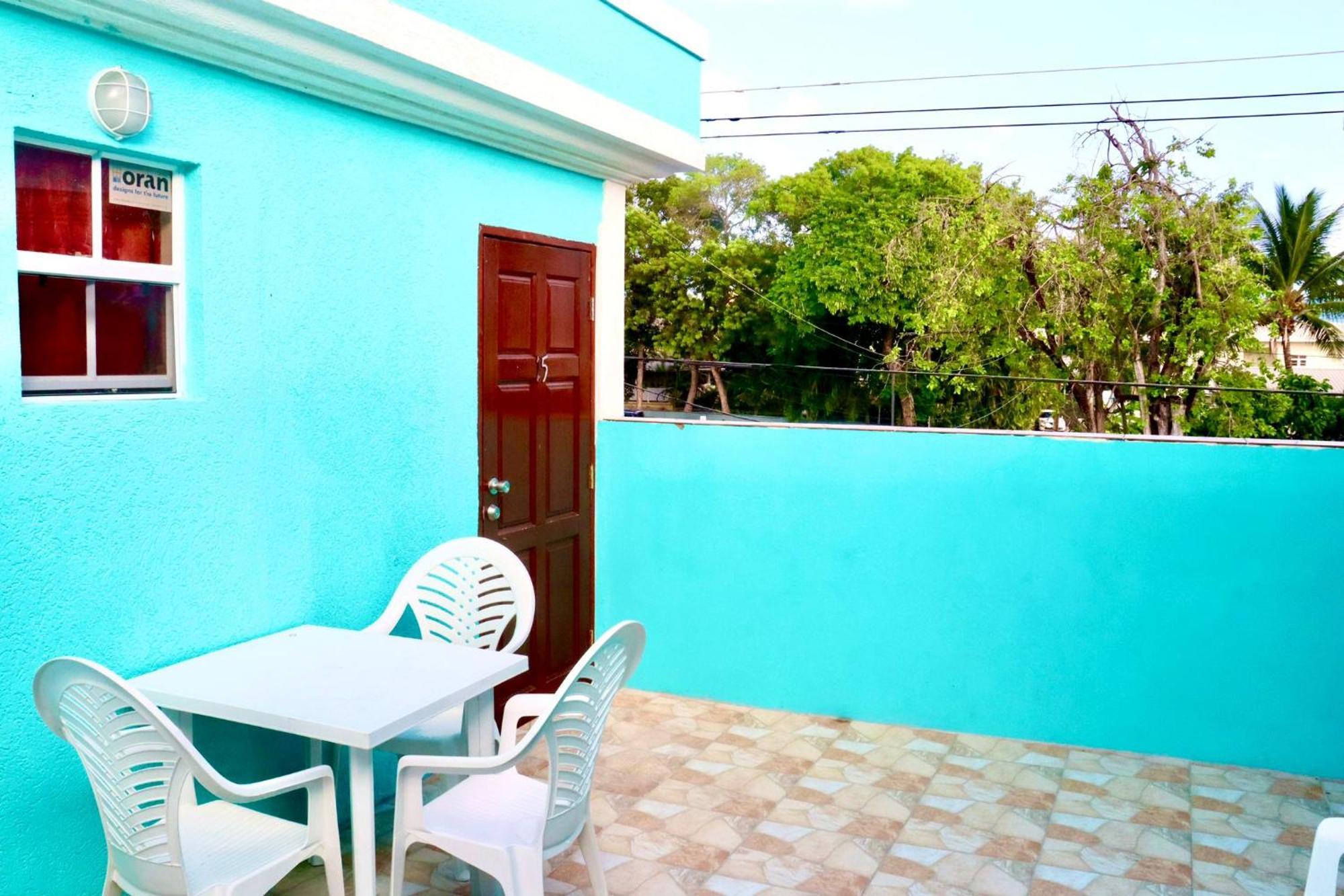 Blr Beach Villas Крайст-Черч Экстерьер фото